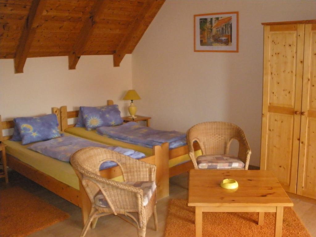 Emilia Apartmanhaz Hévíz 객실 사진